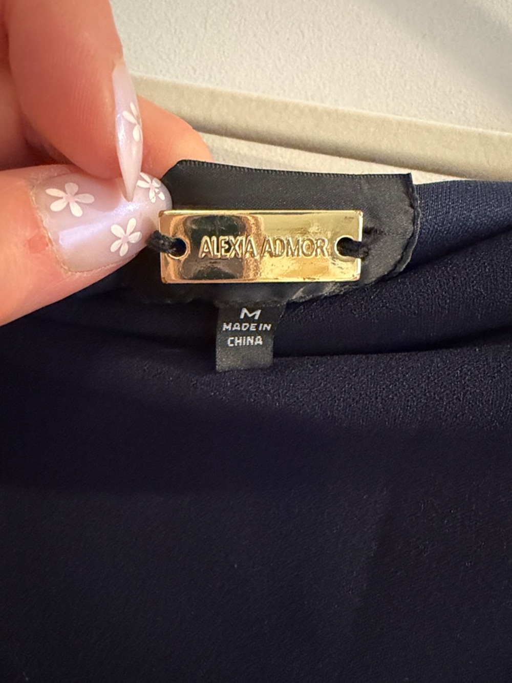 Alexia Admor Navy Off the shoulder sheath Dress size medium - Picture 2 of 8